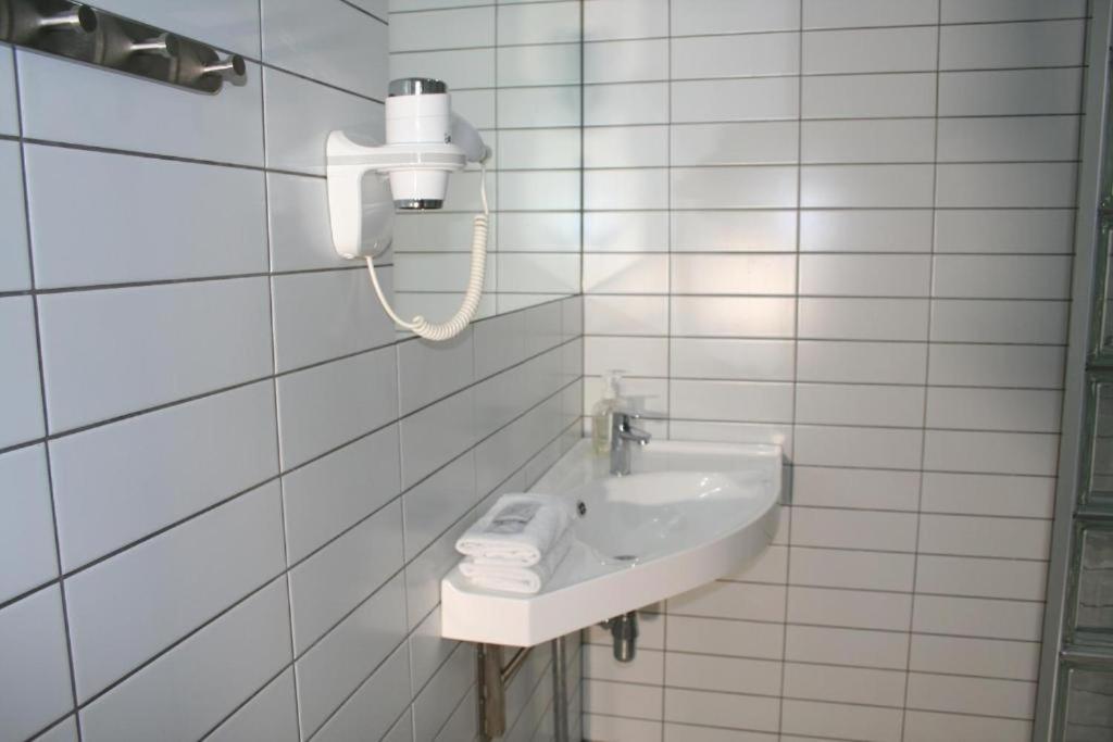 Sadama Street Villa Pärnu Rom bilde